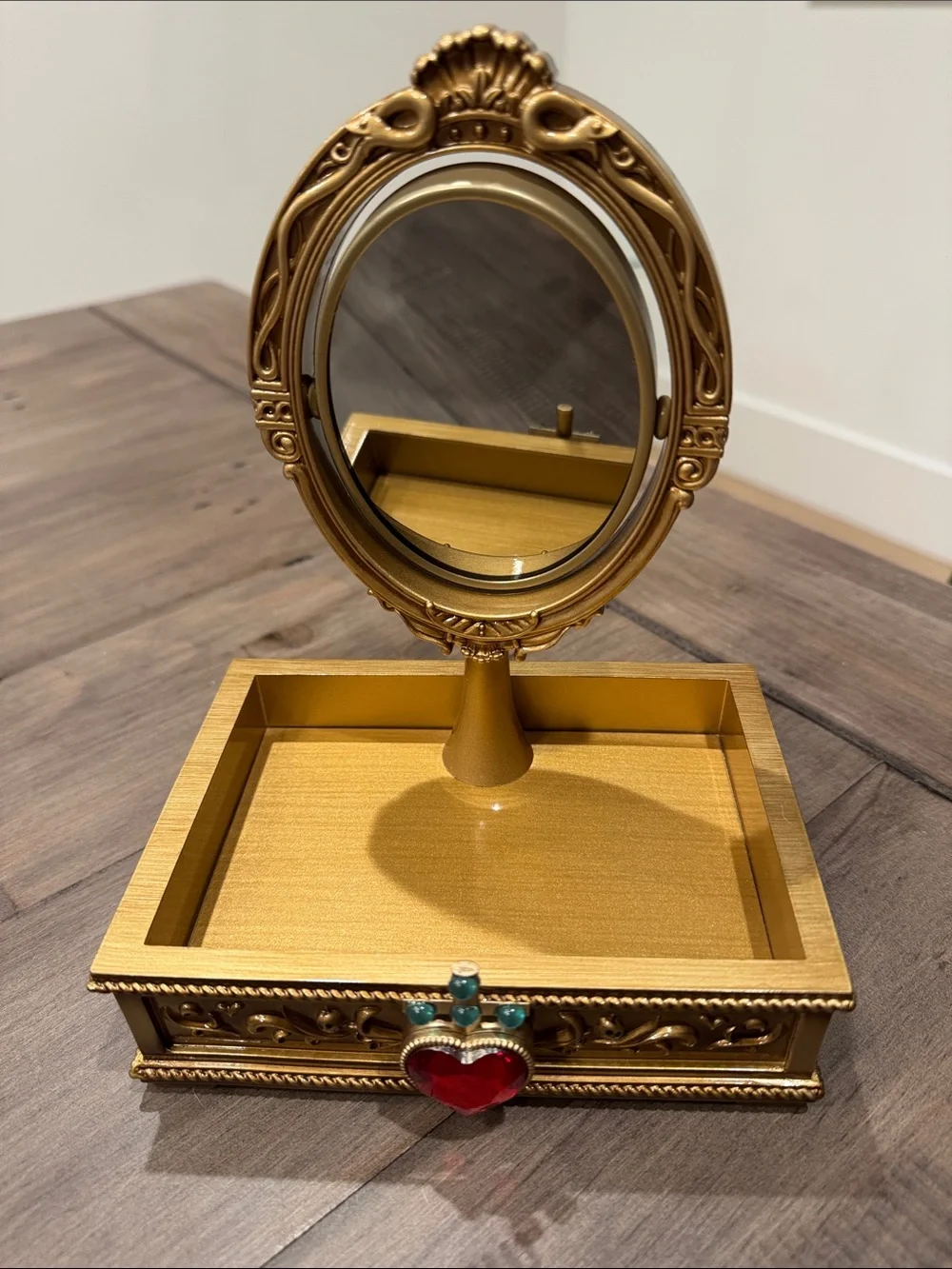Bath and body works Disney Snow White Gold Vanity Tray